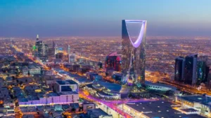 سعر الذهب في السعودية مستقراً عند عيار 21 مع بداية تعاملات الثلاثاء 9 ديسمبر 2025